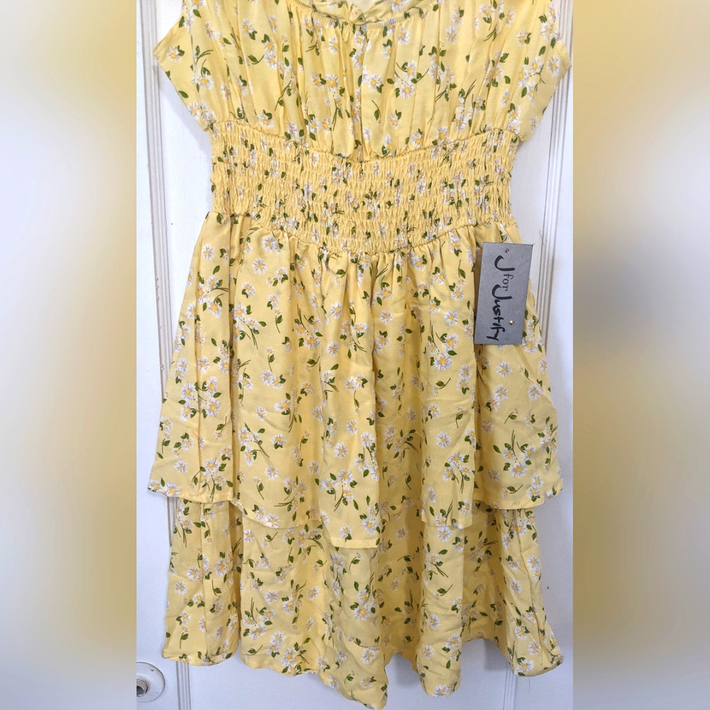 J for Justify Floral Dress - Picture 2 of 8